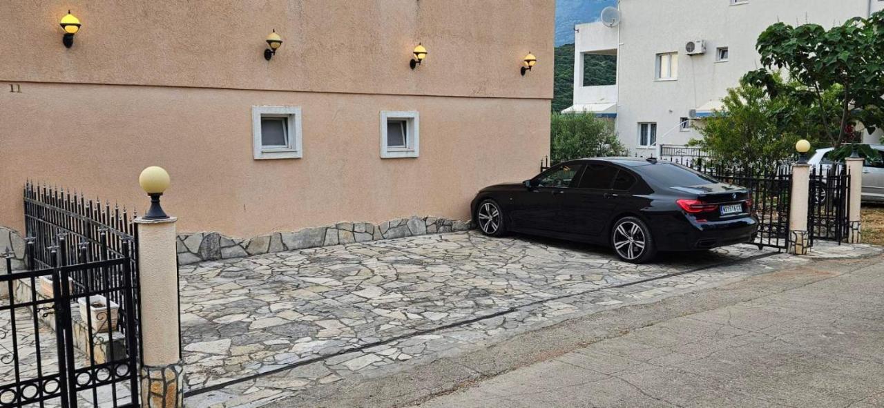 Apartmani Ljubica Utjeha Exterior foto