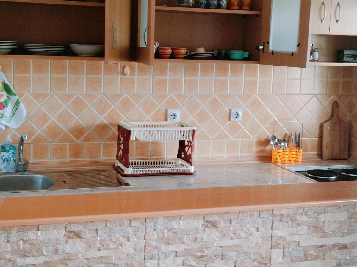 Apartmani Ljubica Utjeha Exterior foto