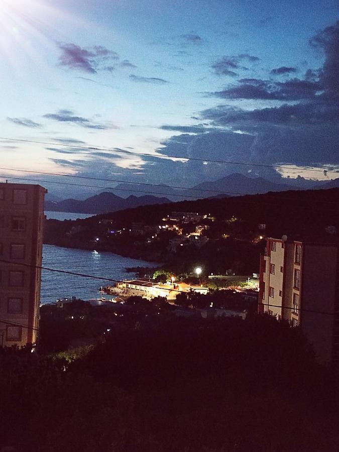 Apartmani Ljubica Utjeha Exterior foto
