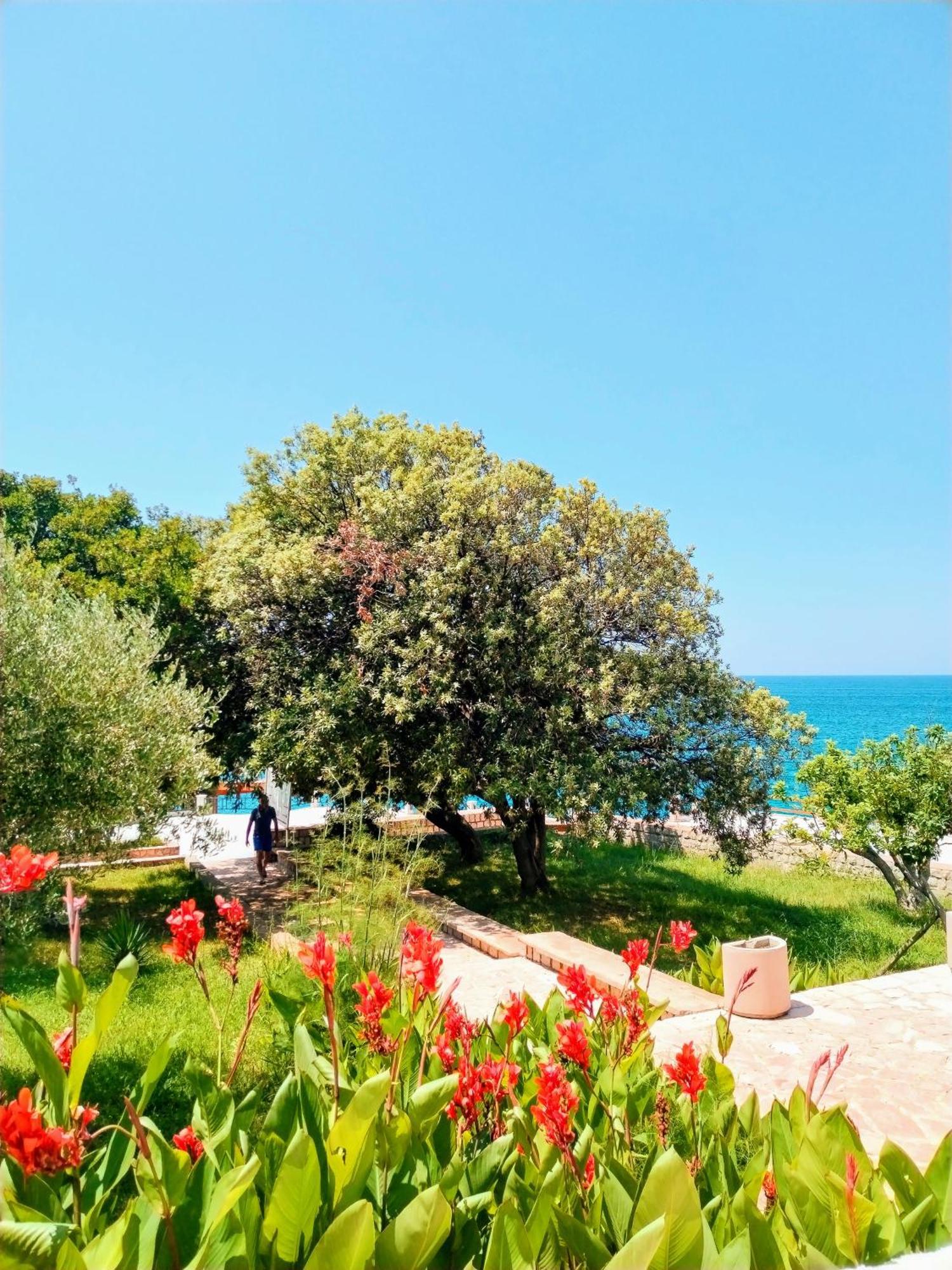 Apartmani Ljubica Utjeha Exterior foto
