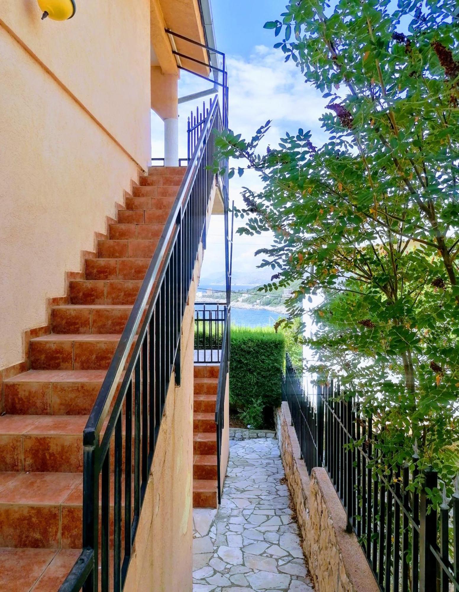 Apartmani Ljubica Utjeha Exterior foto